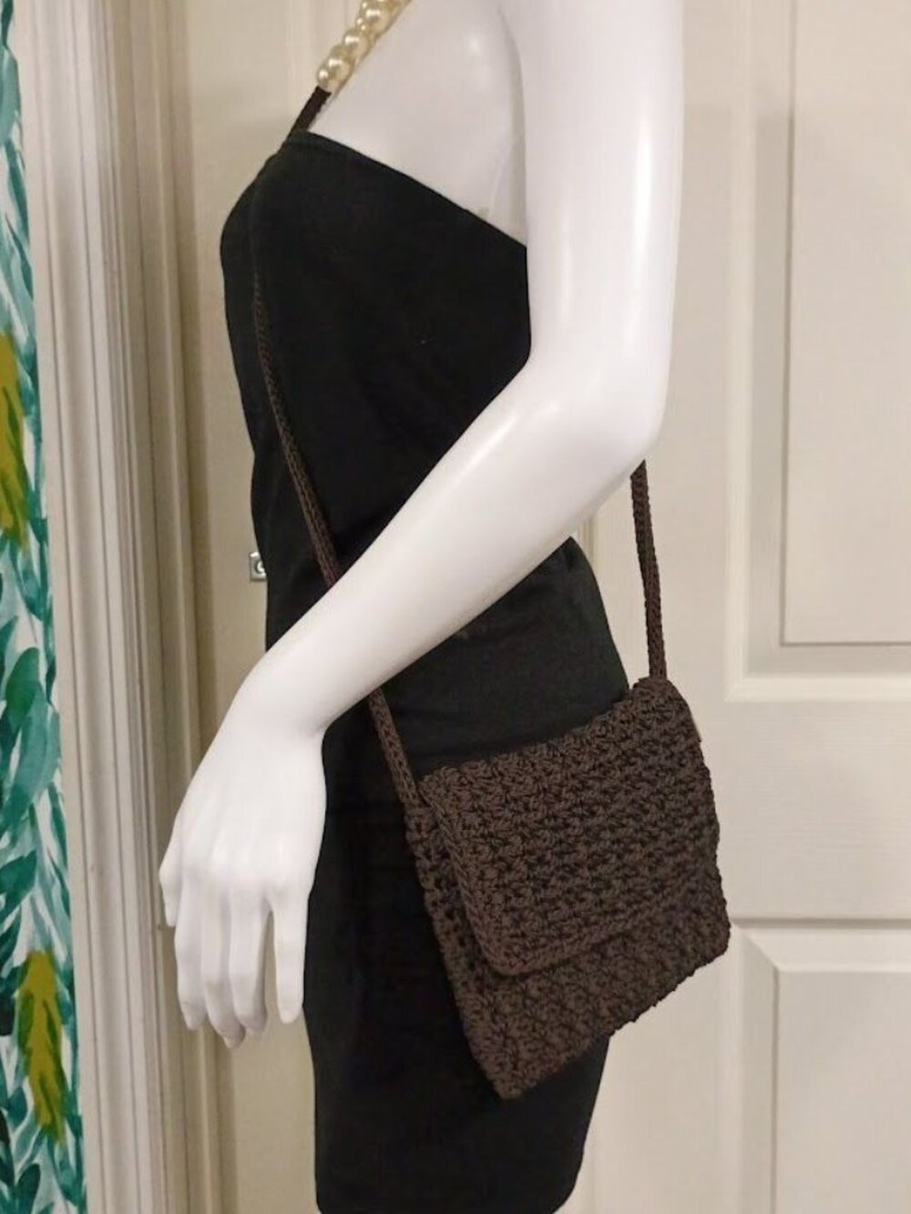 The Sak Handmade Dark Brown Crochet Crossbody Purse Bag With Lining